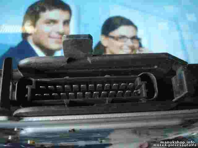 Centralita del motor BMW E32 2242214 2 242 214 2243625 5t6 BOSCH 0281001079