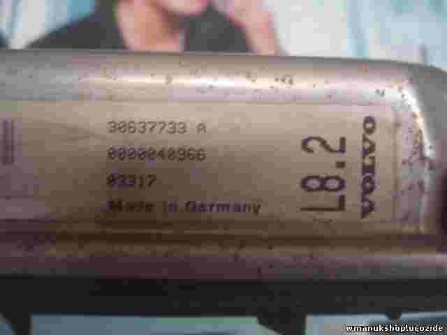 Centralita Volvo S60 2.4 L8.2 30637733 A 30637733A 1039S00000 BOSCH 0281011078