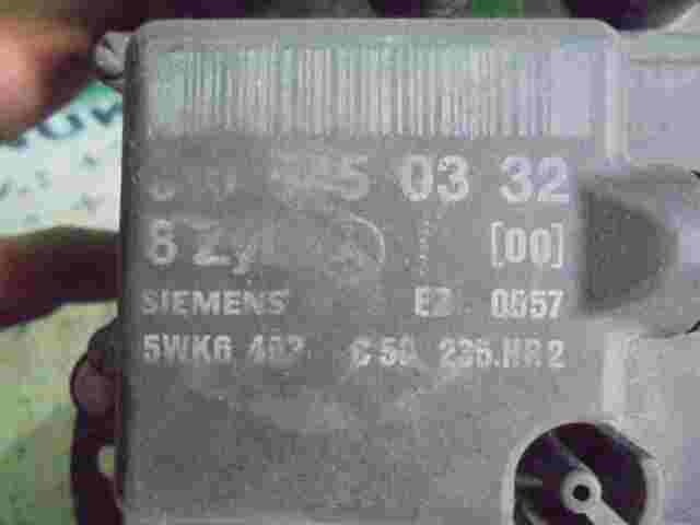 Centralina di accensione Mercedes-Benz W140 8Zyl. EZ0057 0105450332 SIEMENS 5...