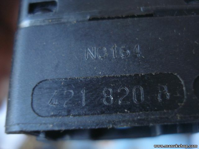 Interruptor de emergencia Renault Clio 2 II 421820B 421 820 B M0140