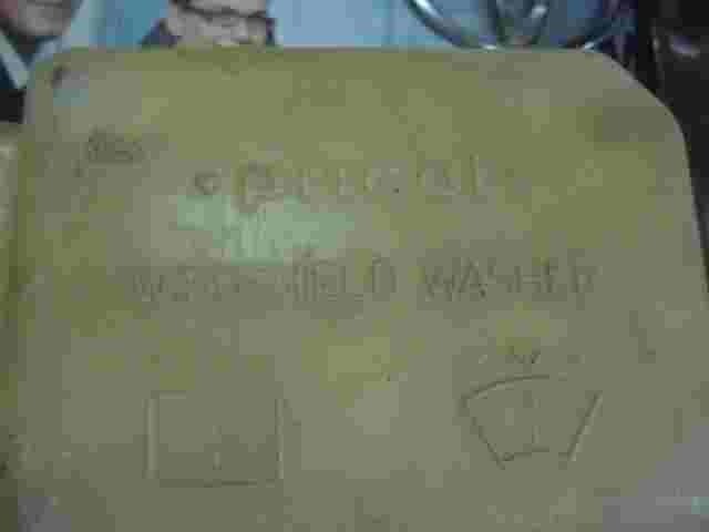 Deposito Limpia Tata SAFARI 1998 PRICOL WINDSHIELD WASHER