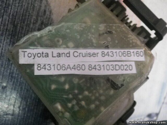 Mando limpia Toyota Land Cruiser 843106B160 843106A460 843103D020 POM 17A164 LH