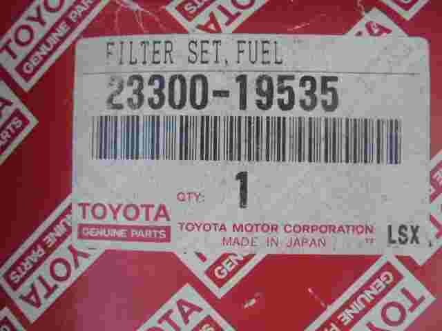 Filtro de combustible Toyota Avensis I Lexus Daihatsu 2330019535 23300-19535