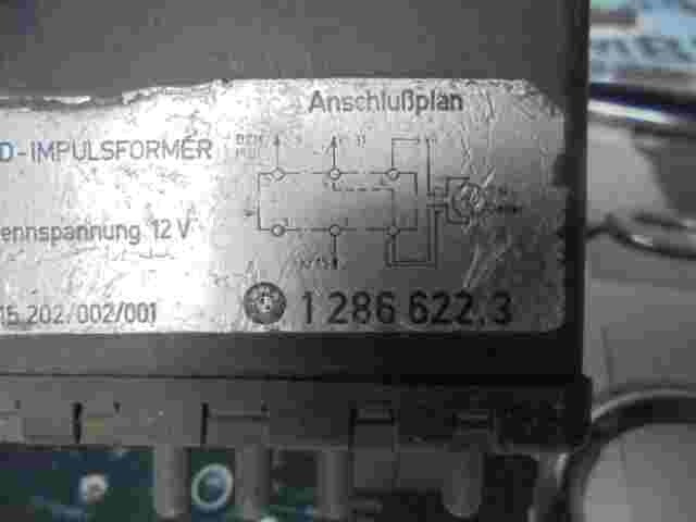 relè BMW 3 E30 12866223 1 286 622.3 415202001 415.202/002/001