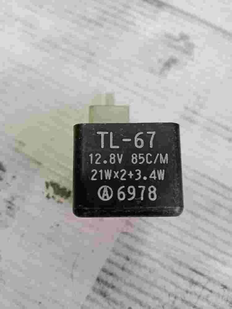 Relè lampeggiante Suzuki RF 900 RF900 GSX600 TL1000 TL-67 6978 G84031