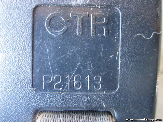 Cierre cinturon de seguridad trasero medio Hyundai Galloper P21613 P 216 13