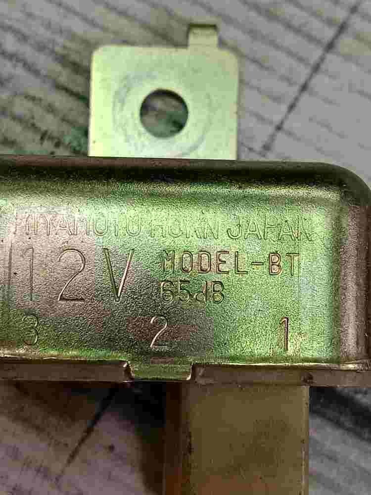 Relé Nissan Prairie Miyamoto Horn Model-BT 65DB BT65DB BT-65DB 12V