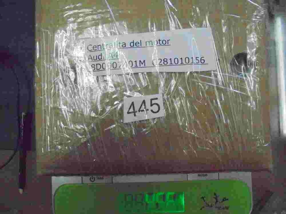 Centralita del motor Audi A4 2.5 TDI 1997-1998 8D0907401M 8DO907401M 0281010156