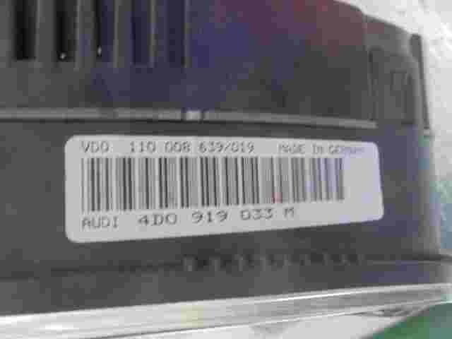 Cuadro de instrumentos Audi A8 D2 4D0919033M 4DO919033M VDO 110008639019