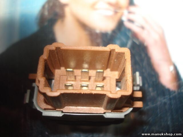 mando botonera elevalunas Renault Mégane 2808202 VALEO 352608A 5292025