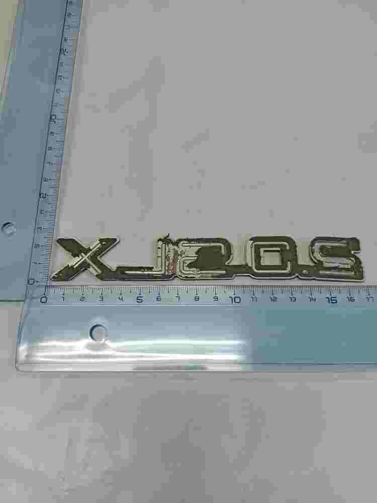 Emblema Nissan Primera P10 2.0 SLX 17cm.