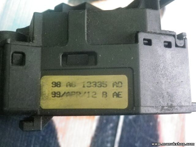 Mando de luces. intermitentes Ford Focus 98AG13335AD 98 AG 13335 AD