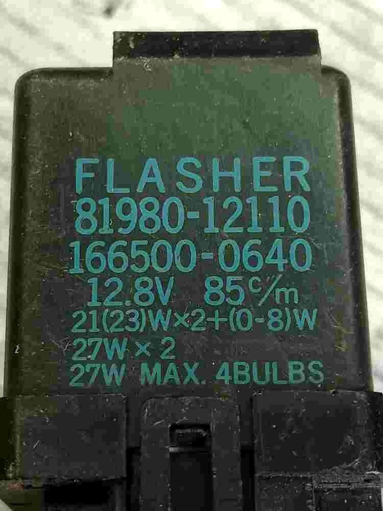 Relé de intermitencia Toyota 4 Runner Camry Corolla 8198012110 1665000640