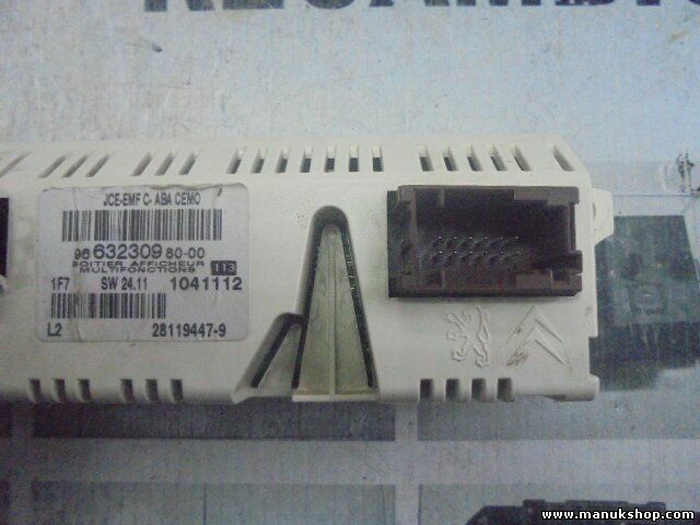 Pantalla del salpicadero Citroen C5 Peugeot 207 307 9663230980-00 9663230980