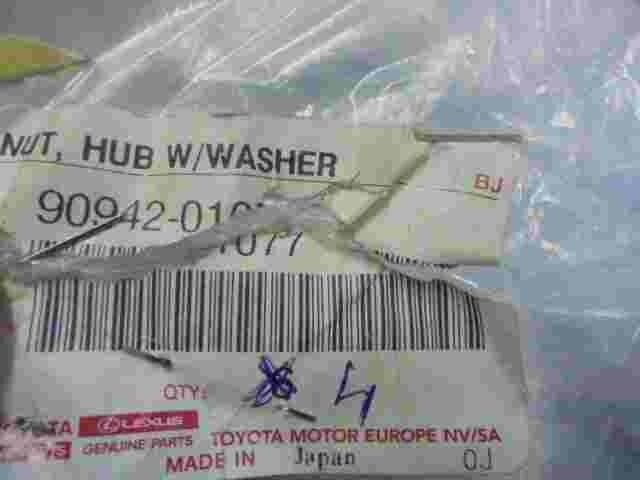 1 candidad Nut Hub W/ Washer Toyota 4 Runner Hilux PickUp 9094201077