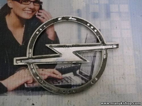 Emblema trasero Opel Astra Vectra 313460100 31346-0100