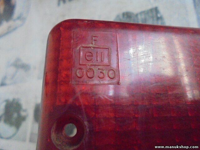 Reflector trasero Renault FE110030 F E11 0030