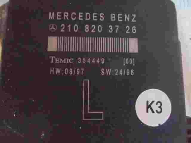 Unidad de control de la puerta Mercedes-Benz W210 W208 2108203726 TEMIC 354449 L