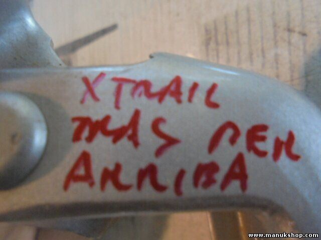 Bisagra de la puerta trasera derecha arriba Nissan X-Trail T30 103 KW, 140 PS