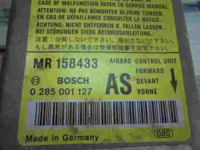 Sensore di impatto airbag Mitsubishi Carisma AS MR158433 MR 158433 0285001127