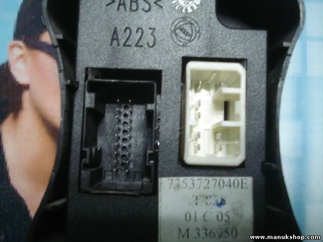 Interruptor de emergencia Fiat Doblo 7353727040E A223 T838 05L04 M327120