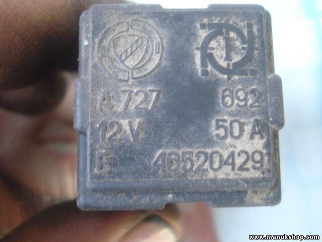 Relé Alfa Romeo Fiat Lancia 46520429 A727
