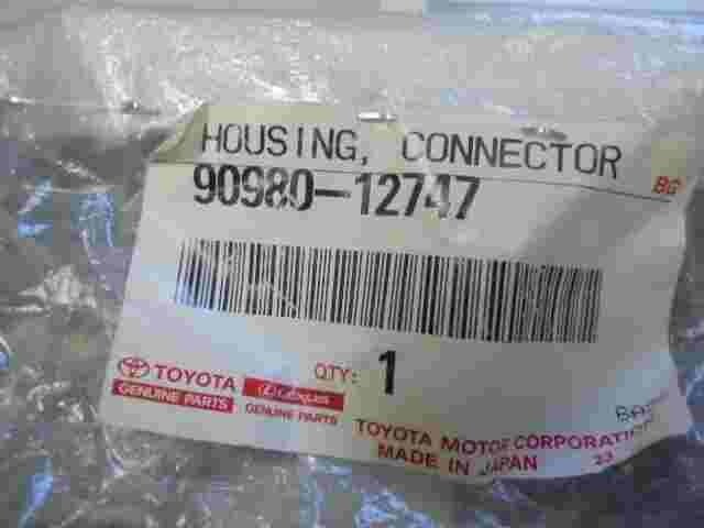 Housing Connector Toyota Hilux RX 350 9098012747 90980-12747