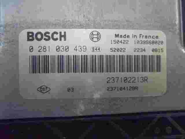 Centralita Dacia Dokker 237104128R 237104128B BOSCH 0281030439 1039S68020