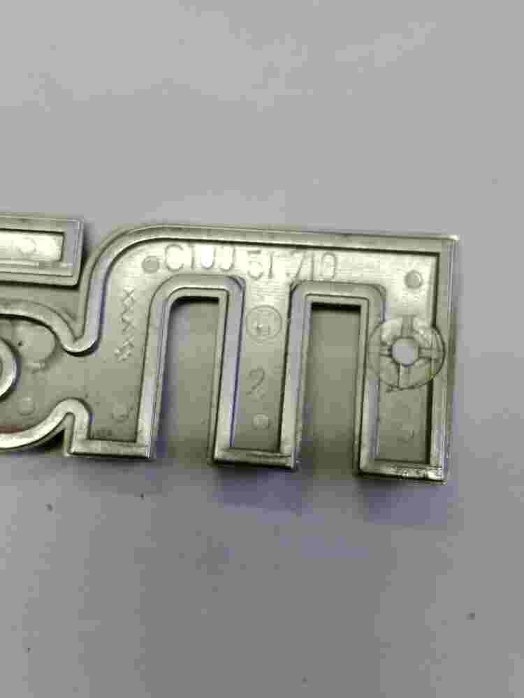 Emblema Mazda Premacy 16,5 cm. C10051710 C100 51-710 C100-517-10