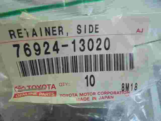 Side Mudguard Retainer Toyota Land Cruiser 4Runner 7692413020 76924-13020
