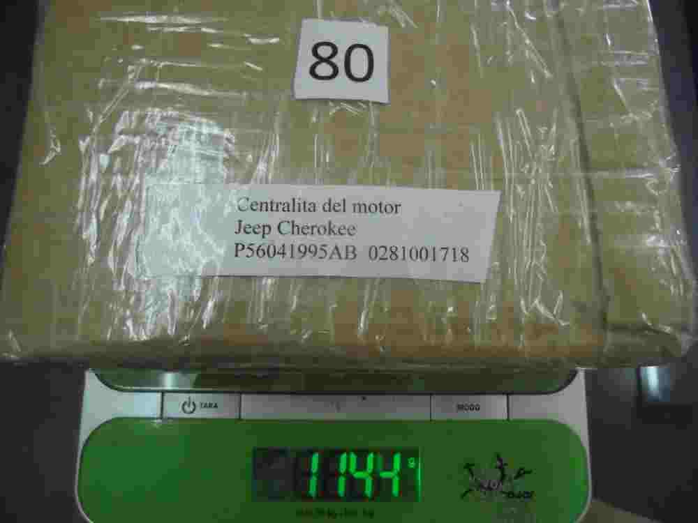 Centralita Jeep Cherokee 2.2DI P56041995AB BOSCH 0 281 001 718 0281001718