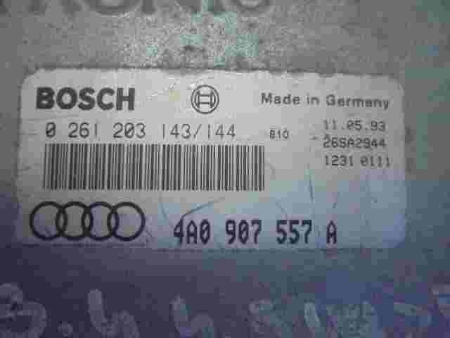 Centralita Audi 100 4.2 V8 4A0907557A BOSCH MOTRONIC 0261203143 0261203144