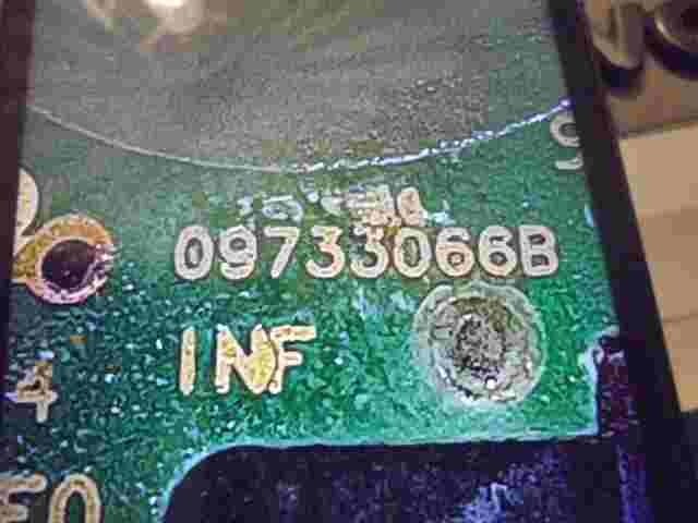 mando control remoto Peugeot 306 406 09733066B