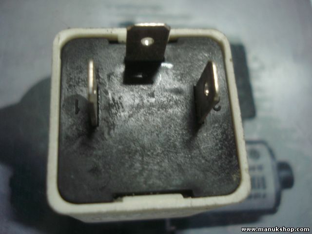 Relé Nissan Cabstar NAGARES RZNS/3-12 263509X400 26350 9X400