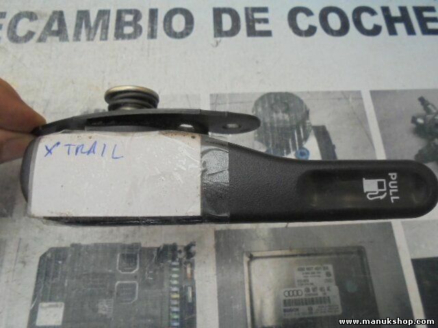 Serratura di apertura coperchio serbatoio Nissan X-Trail T30 846404J500