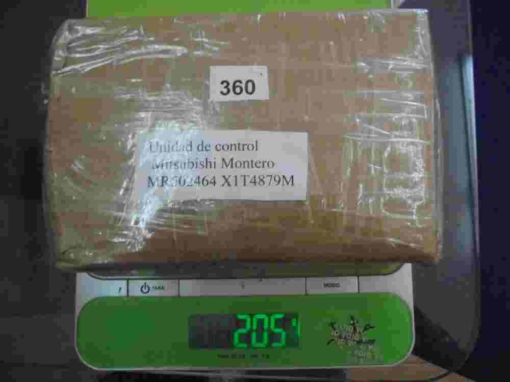 Unidad de control del inmovilizador Mitsubishi MR502464 X1T4879M IMB221-02