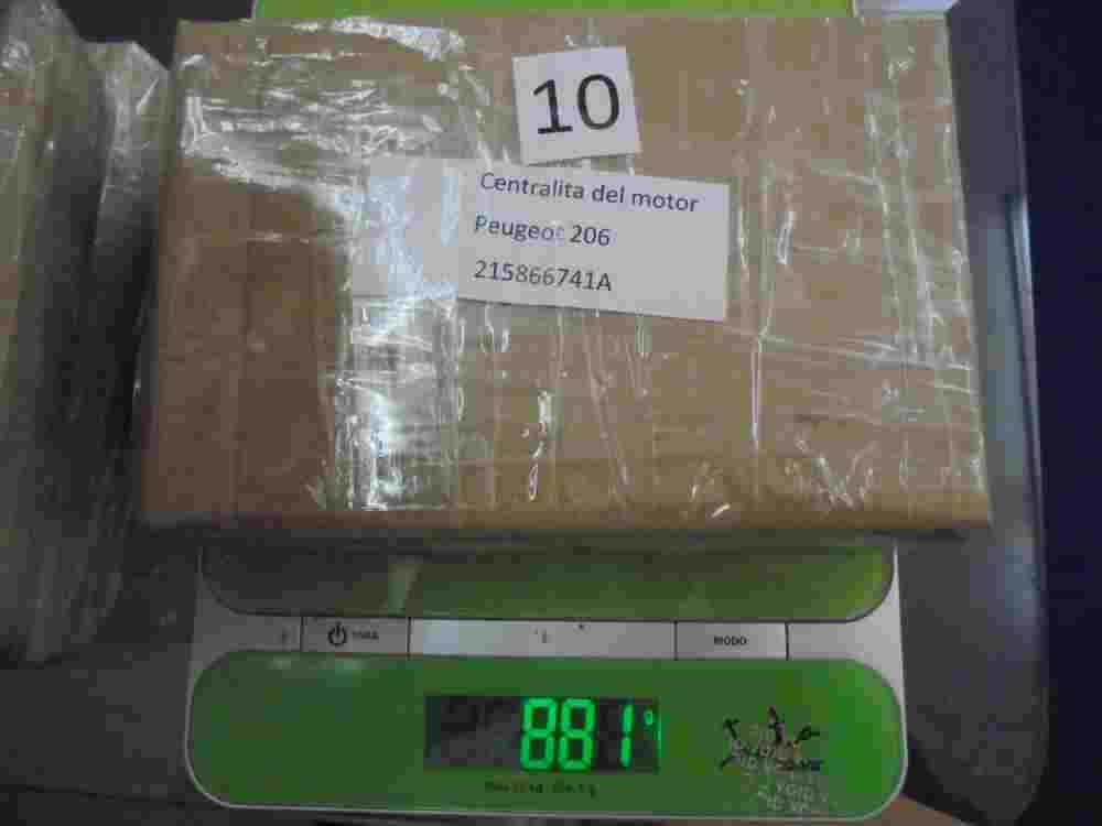 Centralita Peugeot 206 1.4i VALEO J34P-AAE SW9666257580 HW9655883280 215866741A