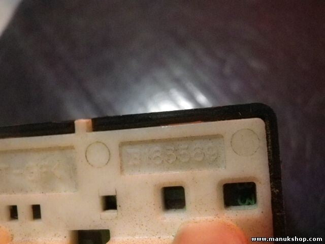 MANDO RETROVISOR Mitsubishi Pajero MB183589