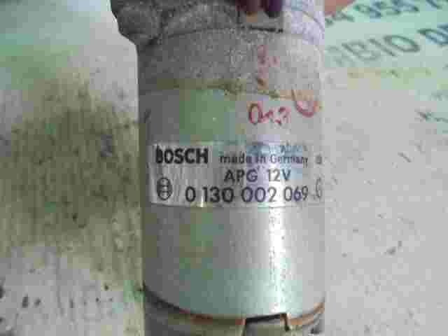 Pompa acqua Mercedes-Benz W126 500 SEL 0130002069 BOSCH 0 130 002 069