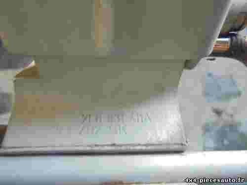 Bisagra de la puerta delantera izquierda abajo Porsche Cayenne 7L0831411A