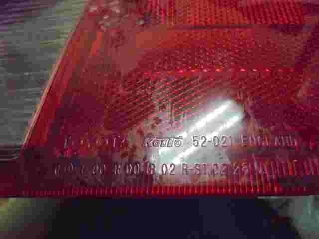 Pilotos trasero Toyota Yaris P1 Koito 52021 52-021 F 00 R 00 1B 02 R-SI 02 28