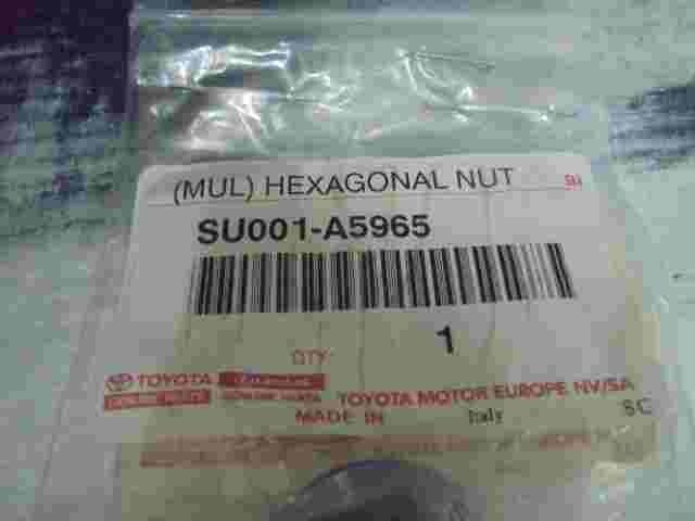 Mul Hexagonal Nut Toyota SU001A5965 SU001-A5965