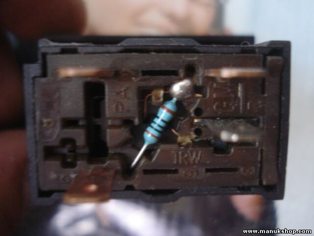 Interruptor de emergencia warning Opel 90565714 90493804 90561384 90494406