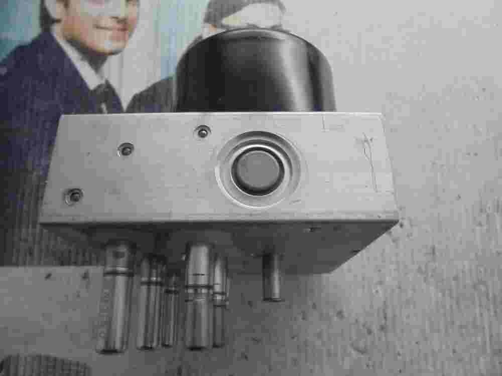 Unidad hidráulica del ABS Suzuki Swift 06219010504 BE 51K0 2WD 06210952963