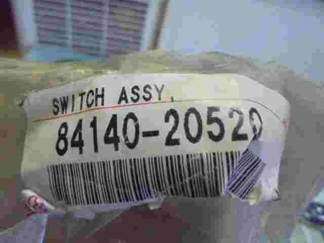 Comando luci. indicatori di direzione leva tergicristallo Toyota 8414020520