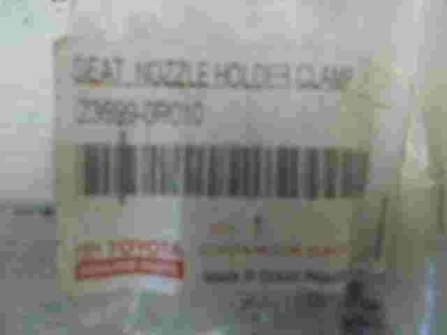 Seat Nozzle Holder Clamp Toyota Avensis Auris RAV4 238990R010 23899-0R010