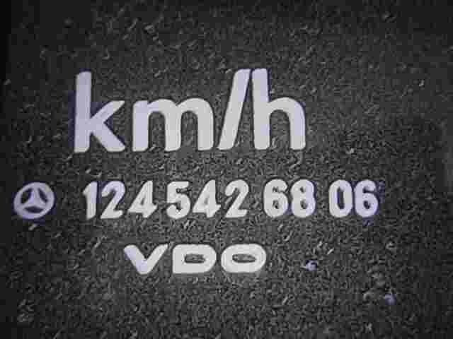 Velocímetro Mercedes-Benz W124 VDO 1245426806 124 542 68 06 km/h 276470