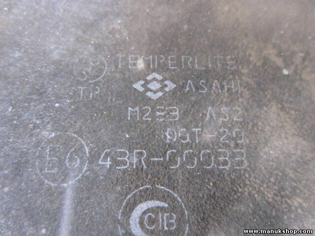 Vetro porta anteriore sinistra NISSAN Terrano 43R00033 M283AS2DOT20