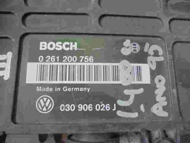 Centralita VW Volkswagen Golf III 1.4 030906026J 030 906 026 J BOSCH 0261200756