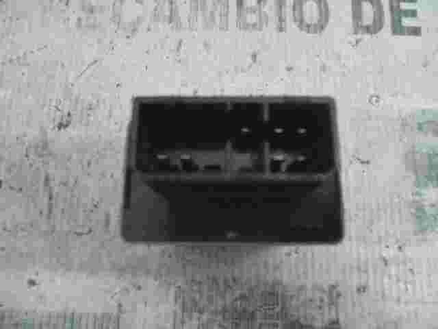 Relé de intermitencia Kia Carnival OK60A66830 OK60A 66 830 0K60A66830